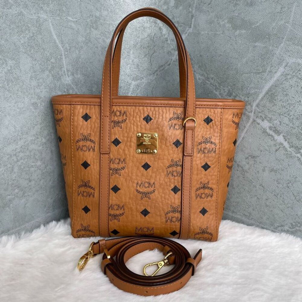 Mcm Women Pre-Loved Bag Very Good Condition